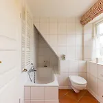 Holiday home Haus Traumstrasse Hedehusum