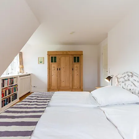 Holiday home Haus Traumstrasse *